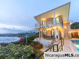 Casa Dos Vistas in Pacific Breezes